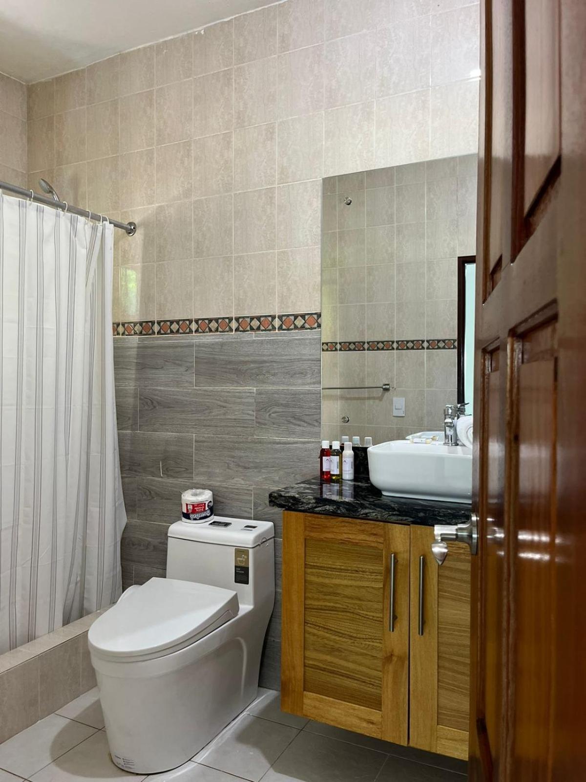 Casa Grande Hotel Restaurant Лас Теренас Екстериор снимка